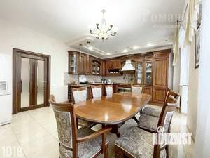 4-к квартира, вторичка, 181м2, 10/14 этаж