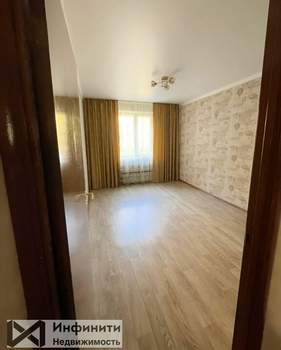 4-к квартира, вторичка, 104м2, 1/10 этаж