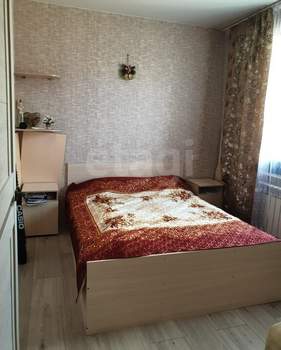 2-к квартира, вторичка, 43м2, 3/3 этаж