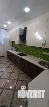 2-к квартира, вторичка, 64м2, 1/15 этаж
