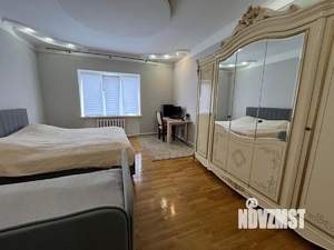 5-к квартира, вторичка, 210м2, 8/9 этаж