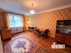 2-к квартира, вторичка, 43м2, 1/4 этаж