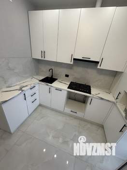 1-к квартира, вторичка, 42м2, 10/18 этаж