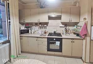 4-к квартира, вторичка, 76м2, 2/9 этаж