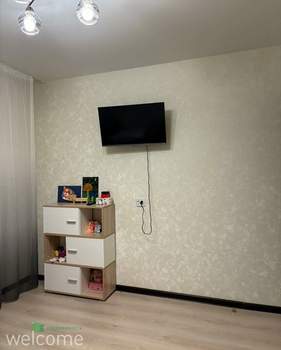 3-к квартира, вторичка, 100м2, 8/10 этаж