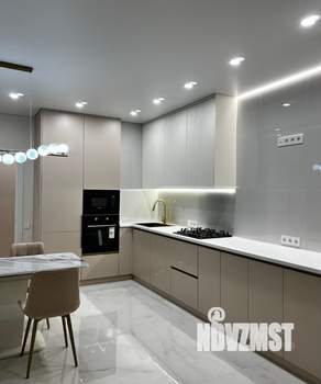 2-к квартира, вторичка, 63м2, 9/16 этаж