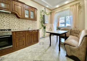 3-к квартира, вторичка, 84м2, 2/4 этаж