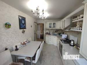 4-к квартира, вторичка, 90м2, 3/5 этаж