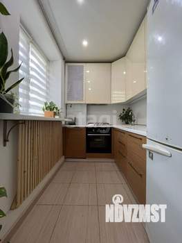 3-к квартира, вторичка, 58м2, 1/3 этаж