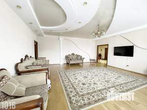 4-к квартира, вторичка, 181м2, 10/14 этаж