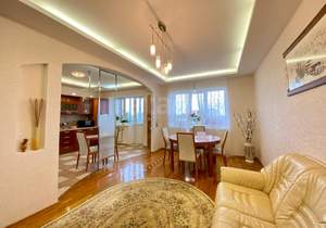 3-к квартира, вторичка, 132м2, 7/10 этаж