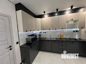 2-к квартира, вторичка, 60м2, 1/8 этаж