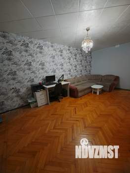3-к квартира, вторичка, 64м2, 1/5 этаж