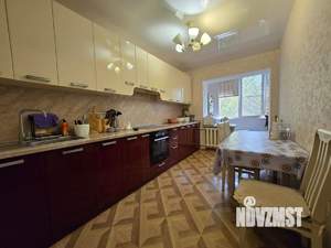 2-к квартира, вторичка, 61м2, 3/5 этаж
