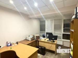 2-к квартира, вторичка, 76м2, 1/18 этаж