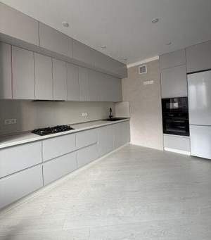 3-к квартира, вторичка, 87м2, 12/17 этаж