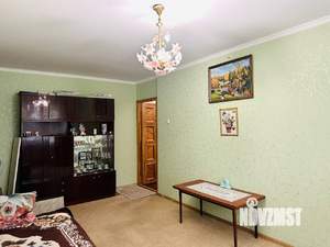 2-к квартира, вторичка, 42м2, 1/5 этаж