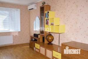 4-к квартира, вторичка, 140м2, 8/10 этаж