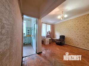 2-к квартира, вторичка, 39м2, 1/5 этаж