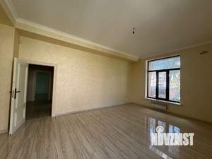 4-к квартира, вторичка, 142м2, 2/9 этаж