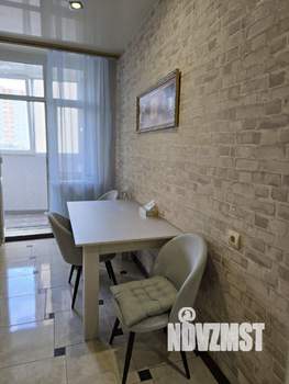 2-к квартира, вторичка, 58м2, 2/18 этаж