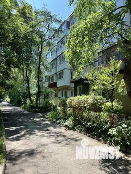 2-к квартира, вторичка, 42м2, 1/5 этаж