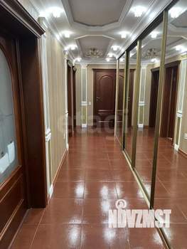 3-к квартира, вторичка, 120м2, 1/10 этаж