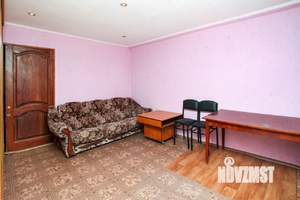 4-к квартира, вторичка, 60м2, 5/5 этаж