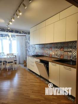 3-к квартира, вторичка, 98м2, 10/10 этаж