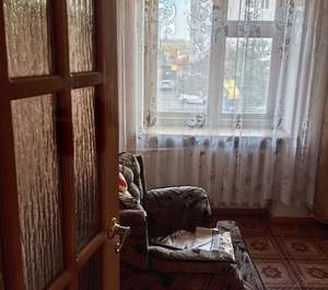 4-к квартира, вторичка, 77м2, 2/5 этаж