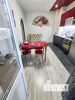 3-к квартира, вторичка, 65м2, 1/11 этаж