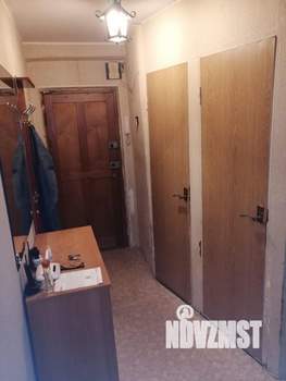2-к квартира, вторичка, 42м2, 1/5 этаж