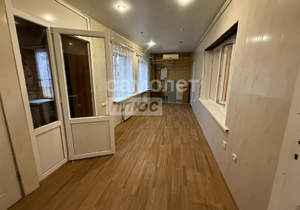 3-к квартира, вторичка, 63м2, 1/1 этаж