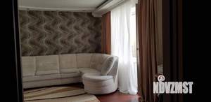 3-к квартира, вторичка, 107м2, 10/10 этаж