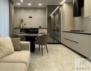 3-к квартира, вторичка, 90м2, 14/24 этаж