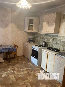 3-к квартира, вторичка, 70м2, 1/15 этаж