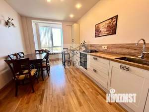 3-к квартира, вторичка, 108м2, 8/10 этаж