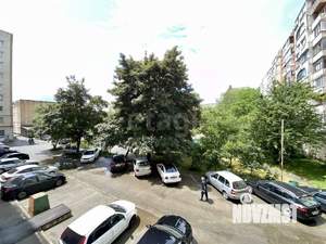 4-к квартира, вторичка, 73м2, 2/9 этаж