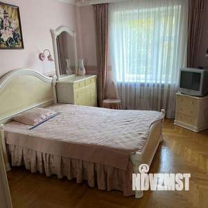 4-к квартира, вторичка, 75м2, 3/5 этаж