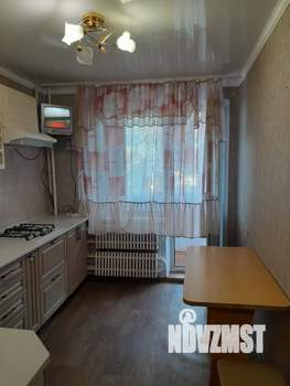 4-к квартира, вторичка, 95м2, 1/9 этаж