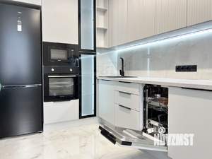2-к квартира, вторичка, 60м2, 10/18 этаж