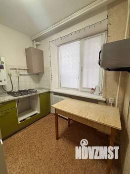 2-к квартира, вторичка, 37м2, 1/5 этаж