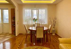 3-к квартира, вторичка, 132м2, 7/10 этаж