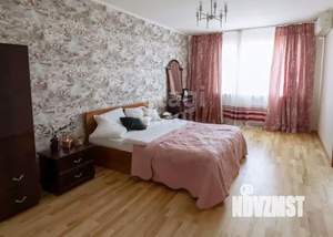 4-к квартира, вторичка, 140м2, 8/10 этаж
