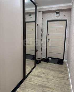 2-к квартира, вторичка, 68м2, 3/16 этаж