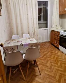 3-к квартира, вторичка, 76м2, 9/10 этаж