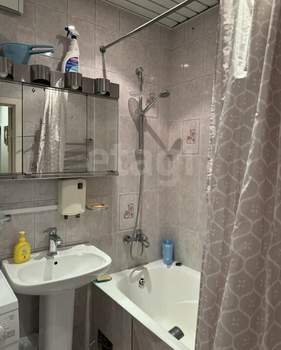 3-к квартира, вторичка, 66м2, 2/5 этаж