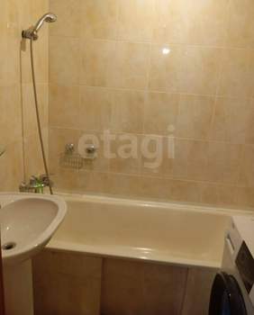 3-к квартира, вторичка, 69м2, 5/5 этаж