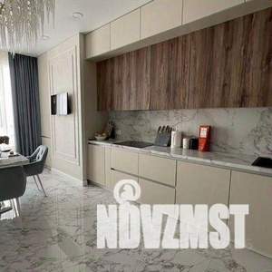 2-к квартира, вторичка, 80м2, 21/25 этаж