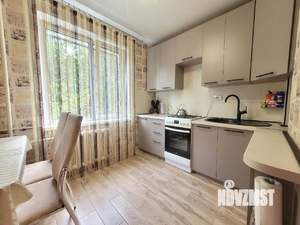 2-к квартира, вторичка, 55м2, 1/10 этаж